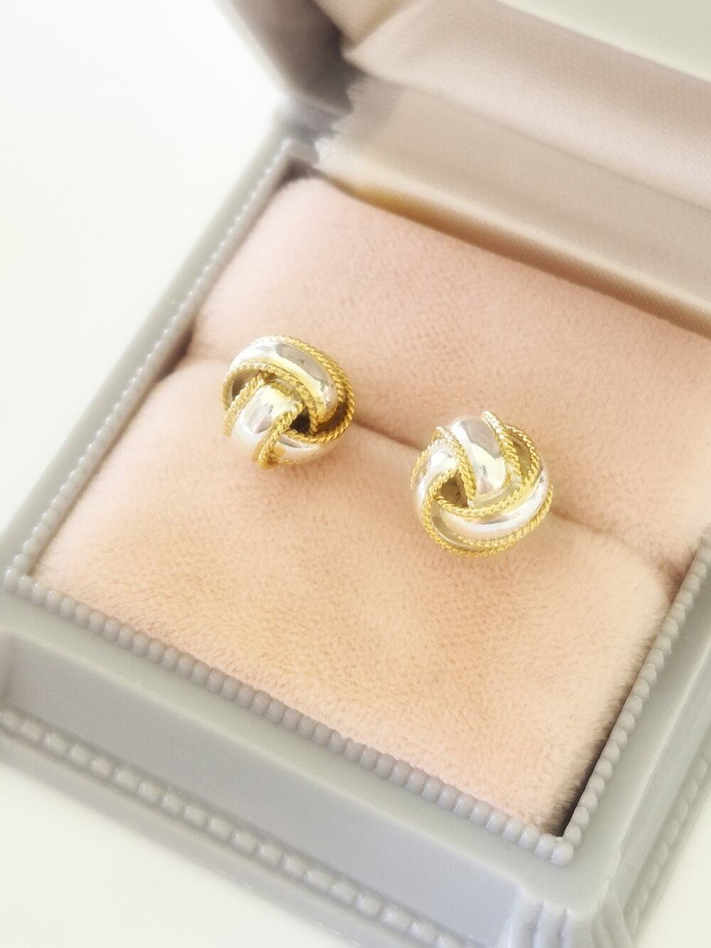 Vintage Sterling Silver 9mm Knotted Ribbon Ball Stud Earrings